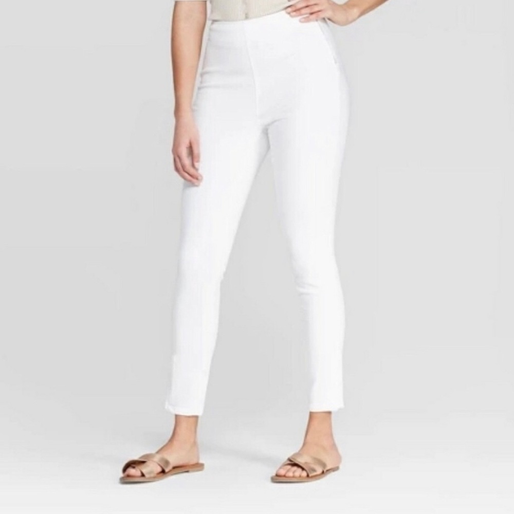 White Flat Front High Waist Zip Jean pant